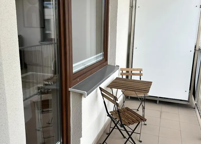 Rataje Park Ii - Cost Free Parking - 24h Check In Posen